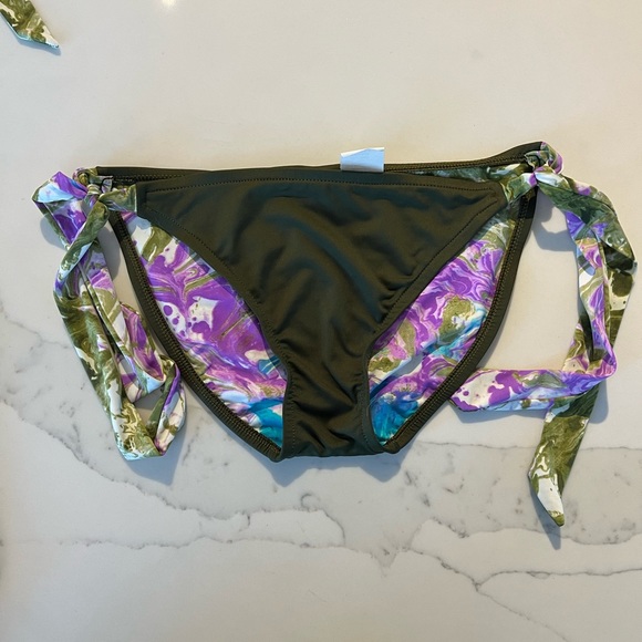 VTG Lucky brand tie-dye Bikini top, bottom & skirt size Small - Picture 7 of 8